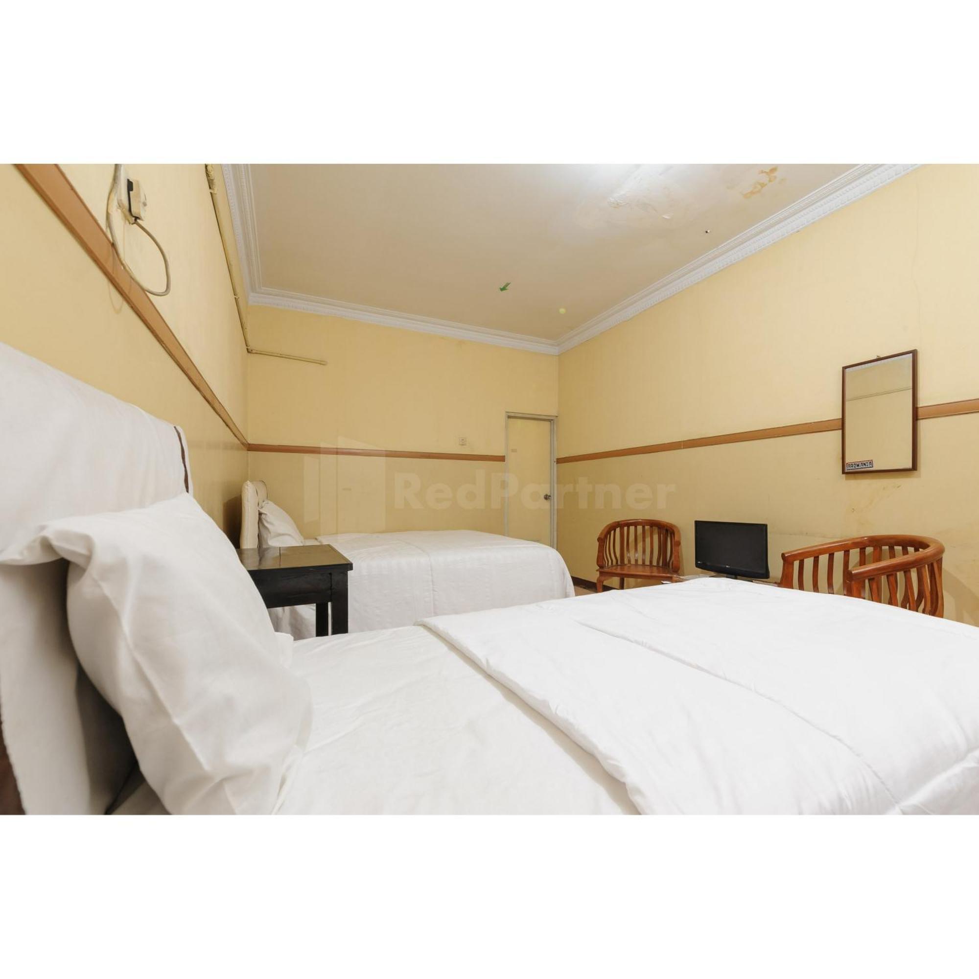 Hotel Oyo 90985 Alhakim Syariah 2*